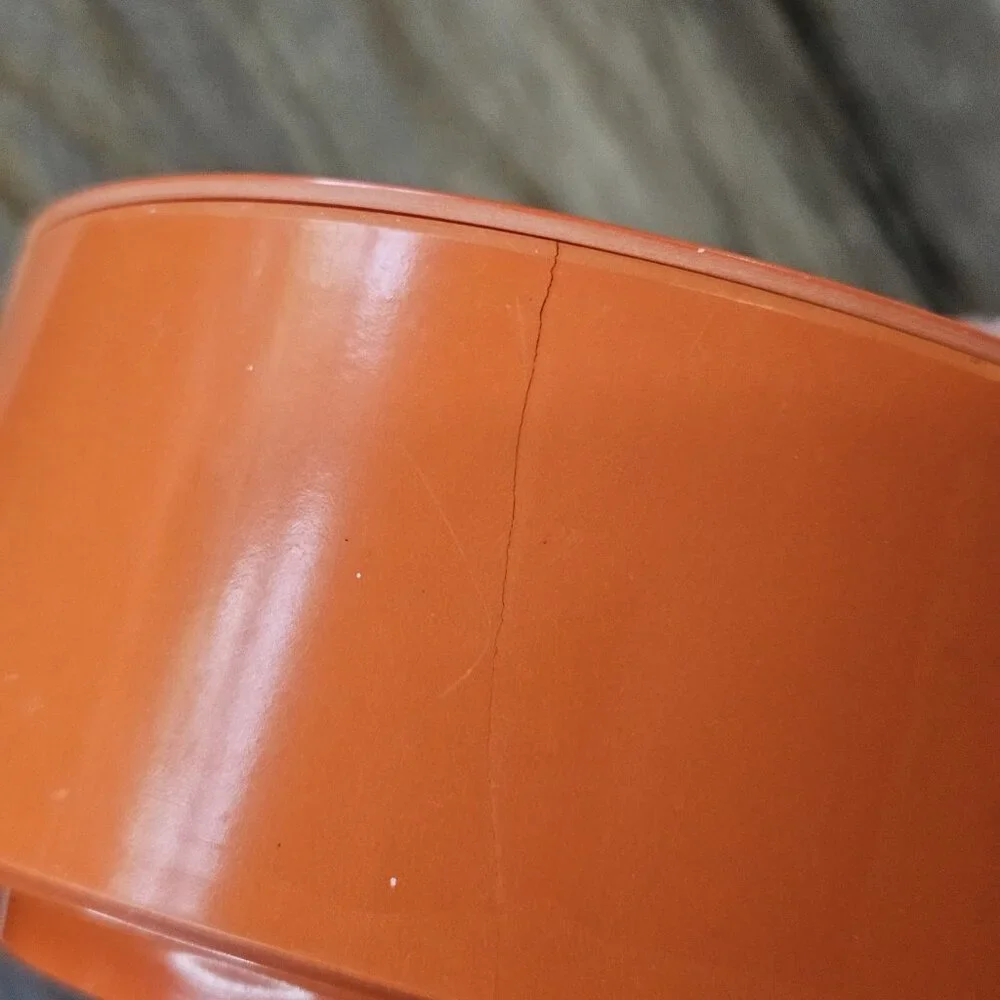 MCM 2 HELLER Bowls Finger Lid Vibrant Orange Massimo Vignelli Melamine 1 Cracked